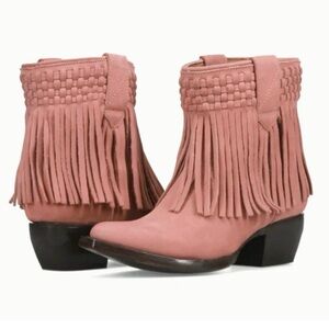 NWT Frye Nubuck Leather Sacha Short Fringe Bootie in Rose Cake Size 7.5